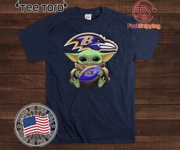 Baby Yoda Hug Baltimore Ravens Shirt T-Shirt 