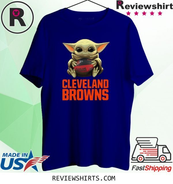 Baby Yoda Hug Cleveland Browns T-Shirt