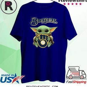 Star Wars Baby Yoda Hug Milwaukee Brewers T-Shirt