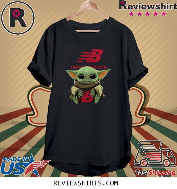 Baby Yoda hug New Balance T-Shirt