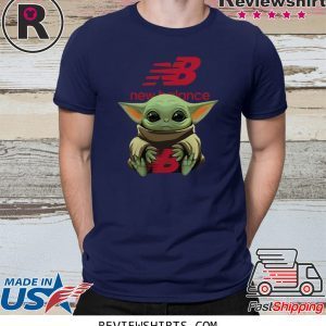 Baby Yoda hug New Balance T-Shirt