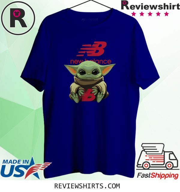 Baby Yoda hug New Balance T-Shirt