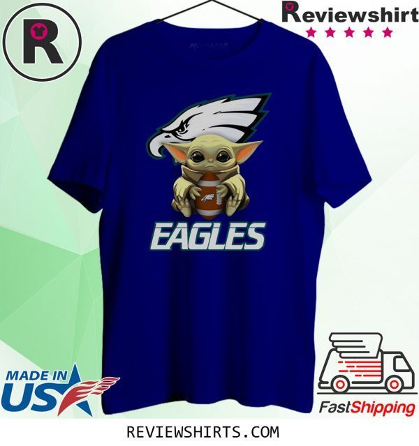 Baby Yoda Hug Eagles T-Shirt