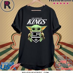 Baby Yoda Hug Los Angeles Kings T-Shirt