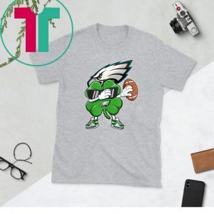 Dabbing Shamrock Football St Patrick’s Day Philadelphia Eagle Unisex T-Shirt