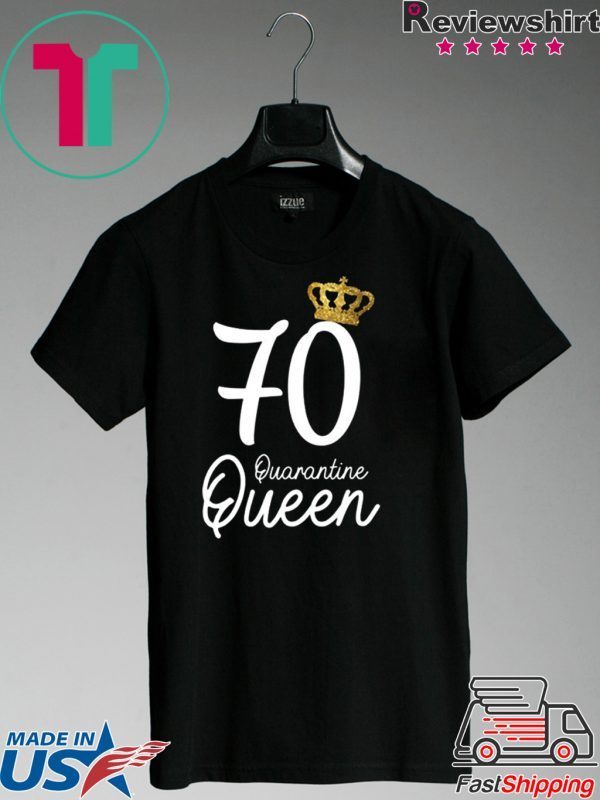 Born in 1950 My 70th Birthday Quarantine Queen Social Distancing Birthday 2020 T-Shirt