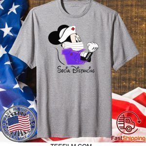 Mickey – Minnie Mouse Nurse Social Disyancing T-Shirt