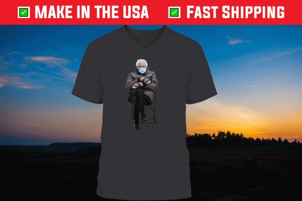 Bernie Sanders Mittens Sitting Inauguration Meme V-Neck T-Shirt