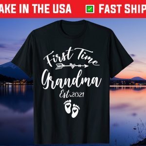 First Time Grandma Est 2021 Matching Family Christmas Classic T-Shirt