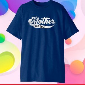 Vintage Mothers Day Promoted to Mother Est. 2021 Classic T-Shirt