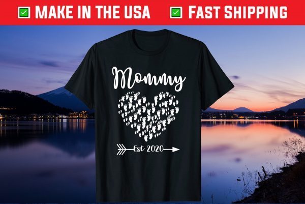 Mothers Day Baby Shower Gift for 1st Time Mom Mama Est 2020 Us 2021 T-Shirt