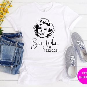 Pray For Betty White 1922-2021 Classic Shirt