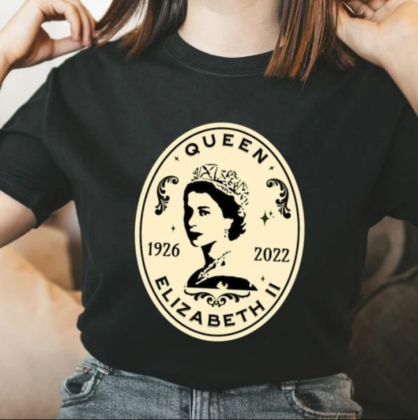 Queen Elizabeth II 1926-2022 Rest In Peace T-Shirt