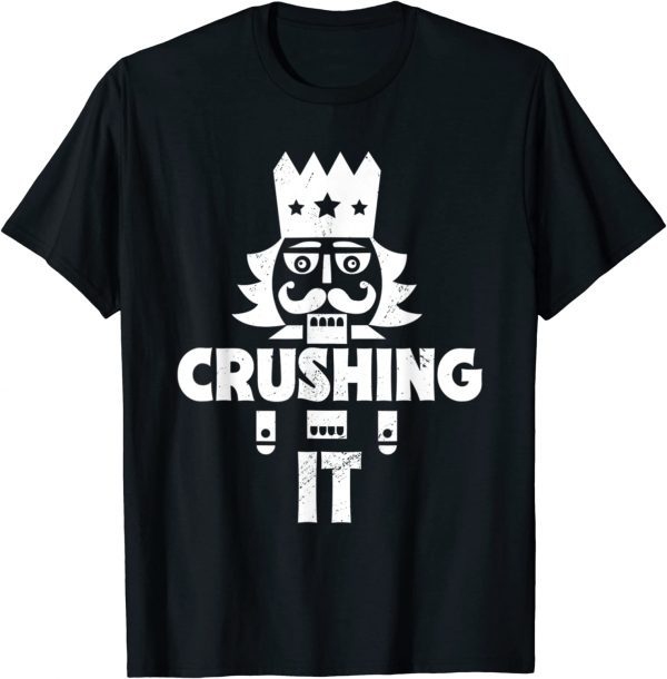 Nutcracker Vintage Christmas Nutcracker Crushing It T-Shirt