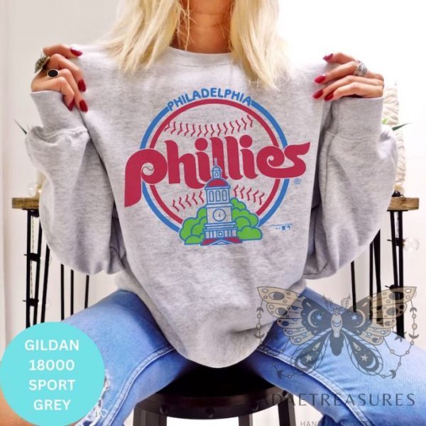 Official Phillies Baseball Vintage Style 90s ,Philadelphia Baseball T-Shirt