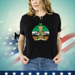 Vintage girl yoga St. Patrick’s Day T-Shirt