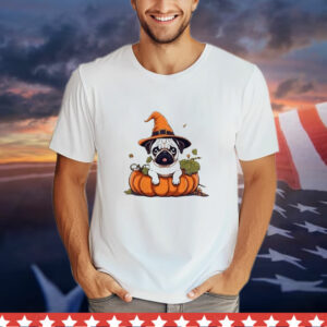 Halloween Pug in Orange Witch Hat T-Shirt