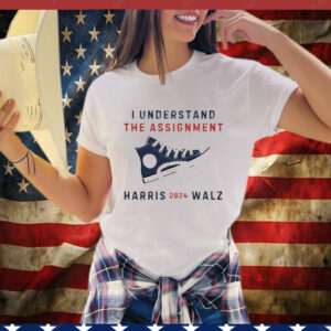 Chucks And Pearls I Understand The Assignment Harris Walz 2024 T-Shirt