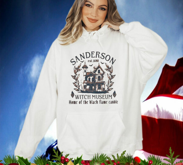 Sanderson Est 1693 Witch Museum Home Of The Black Flame Candle T-Shirt