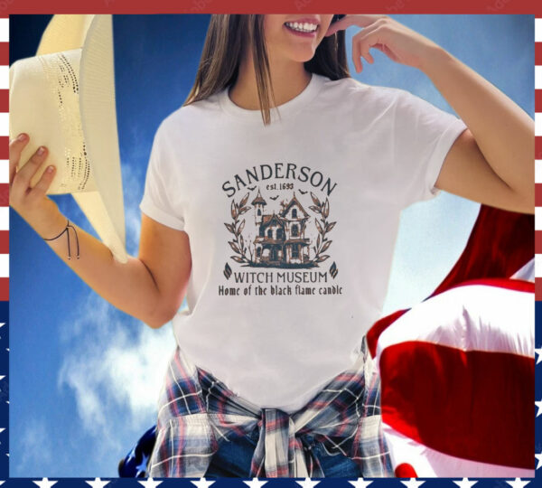 Sanderson Est 1693 Witch Museum Home Of The Black Flame Candle T-Shirt