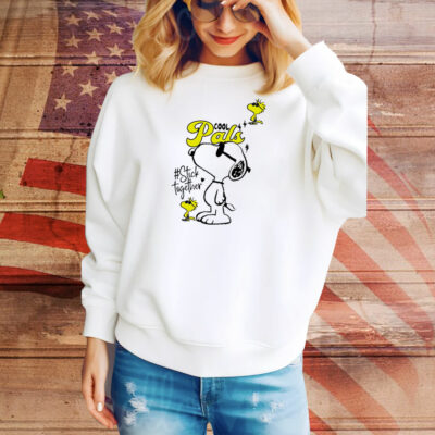 Snoopy and Woodstock cool Pals stick together Tee Shirt