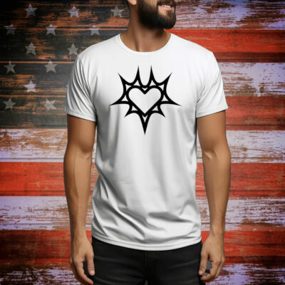 Squid spawn heart Tee Shirt